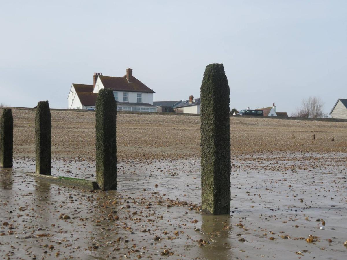 Foreshore House New Romney Exterior photo
